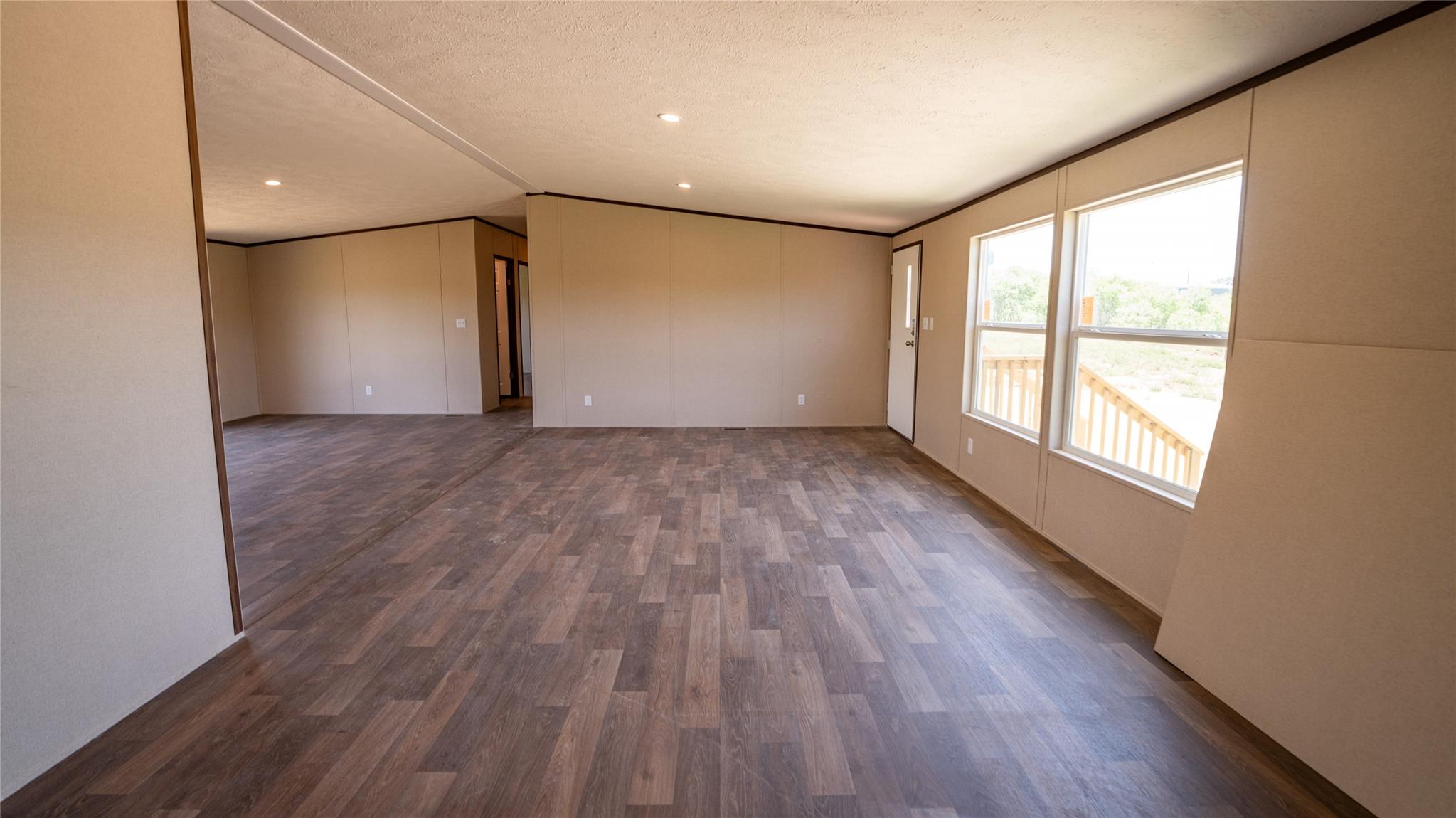 1121 Callihan Road Luling TX 78648