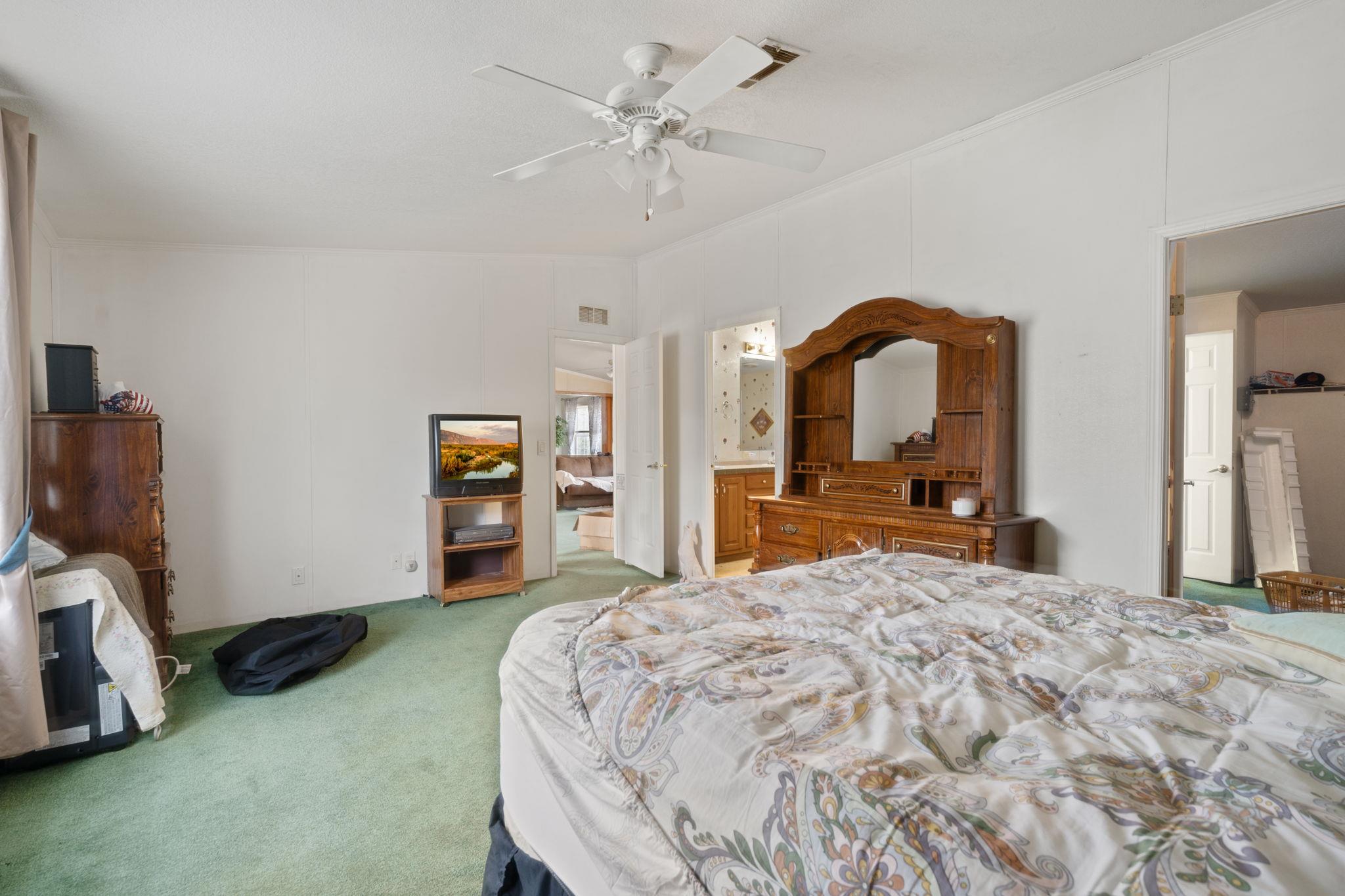 1319 County Road C Lexington TX 78947