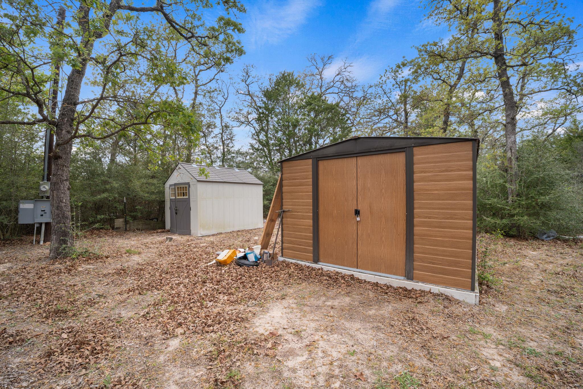 1319 County Road C Lexington TX 78947