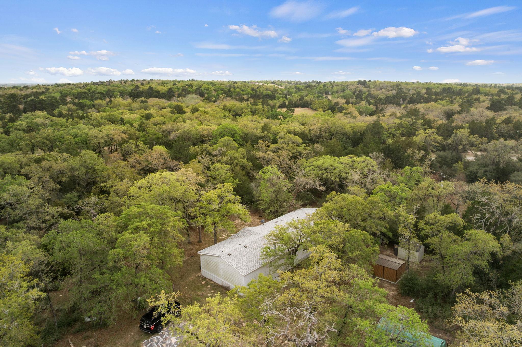 1319 County Road C Lexington TX 78947
