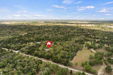 1319 County Road C Lexington TX 78947