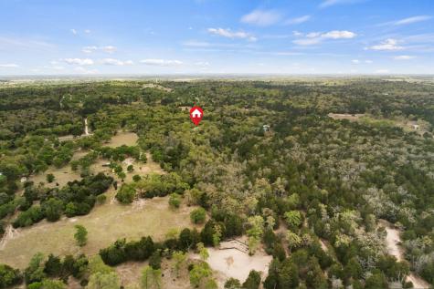 1319 County Road C Lexington TX 78947