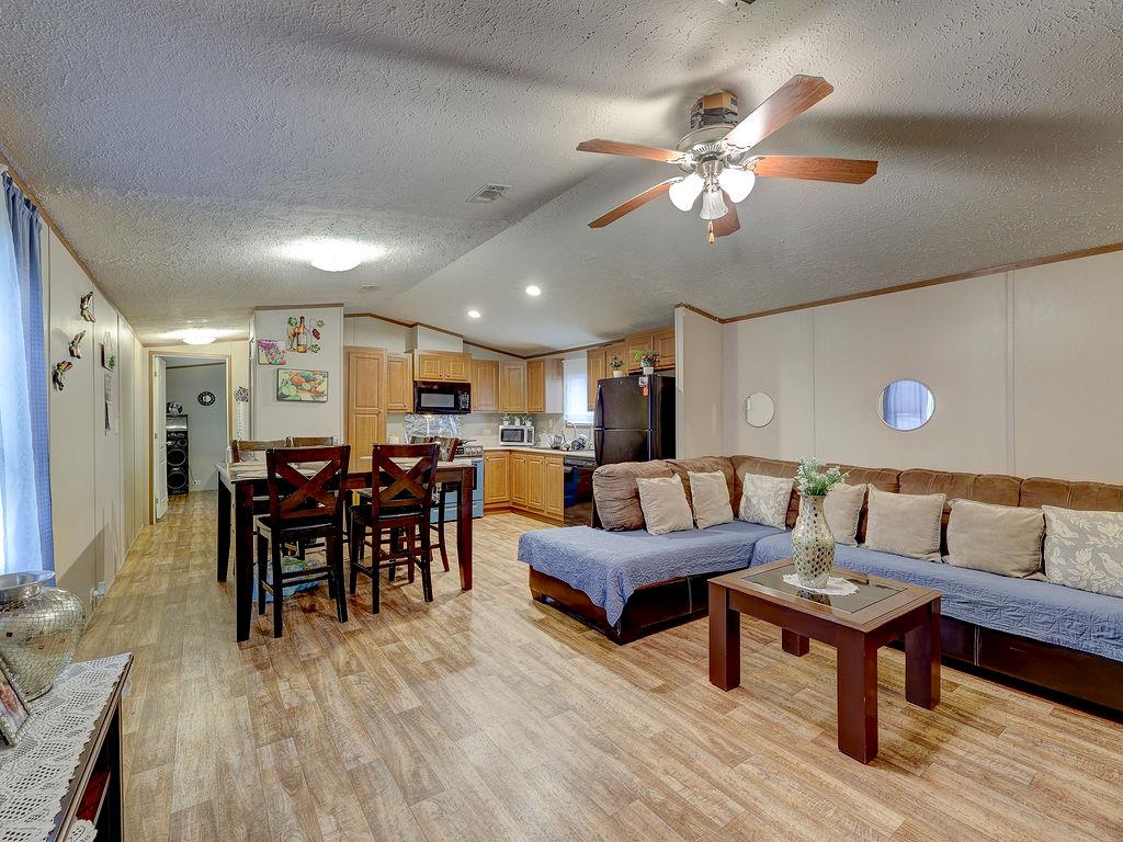 230 Gato Road Cedar Creek TX 78612