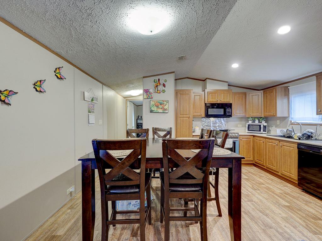 230 Gato Road Cedar Creek TX 78612
