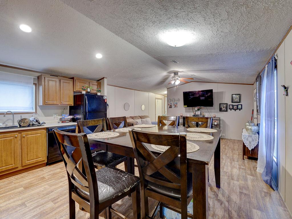 230 Gato Road Cedar Creek TX 78612