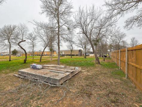 230 Gato Road Cedar Creek TX 78612