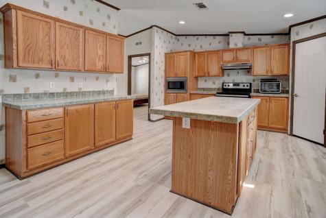 552 S Old Potato Road Paige TX 78659