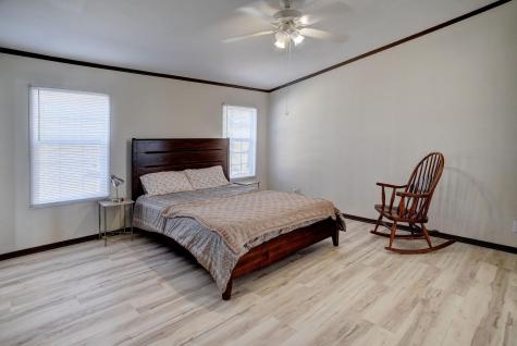 552 S Old Potato Road Paige TX 78659