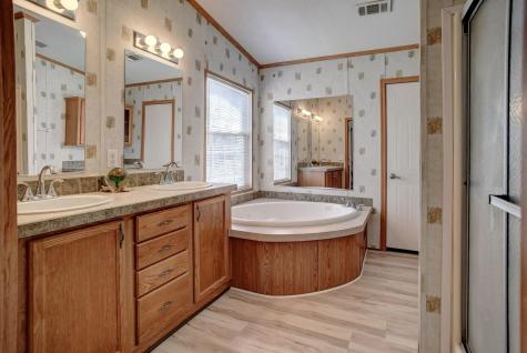 552 S Old Potato Road Paige TX 78659