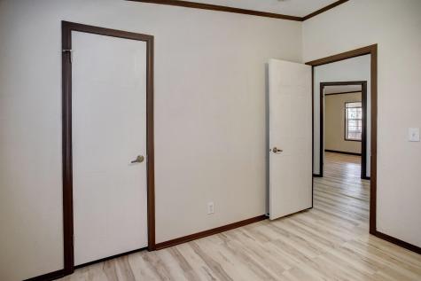 552 S Old Potato Road Paige TX 78659