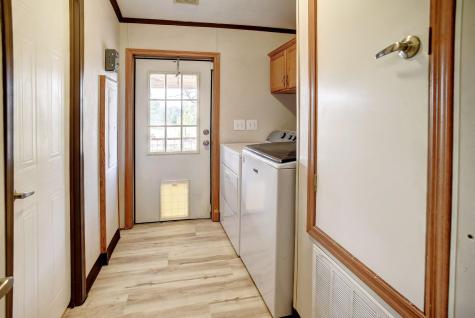 552 S Old Potato Road Paige TX 78659