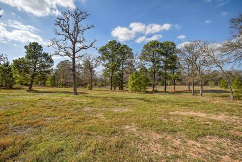 552 S Old Potato Road Paige TX 78659