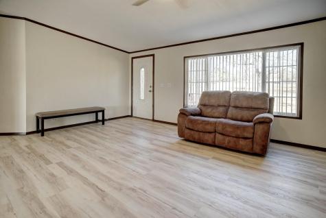 552 S Old Potato Road Paige TX 78659