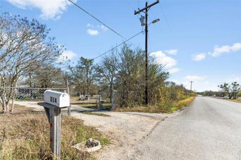 214 The Ranch Road Del Valle TX 78617