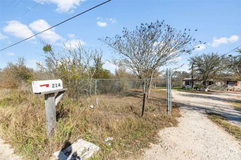 214 The Ranch Road Del Valle TX 78617