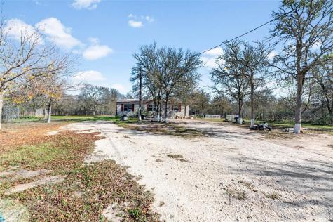 214 The Ranch Road Del Valle TX 78617