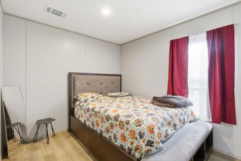 279 Pajarilla Pass Del Valle TX 78617