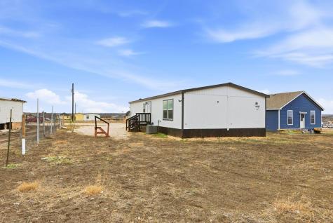 279 Pajarilla Pass Del Valle TX 78617