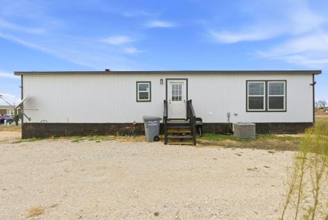 279 Pajarilla Pass Del Valle TX 78617