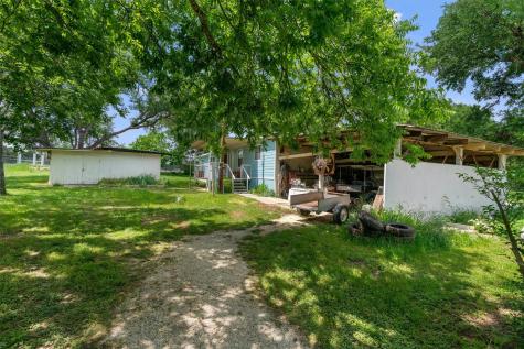 300 Corral Lane Liberty Hill TX 78642