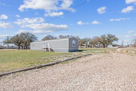 606 W Lampasas Street Lometa TX 76853