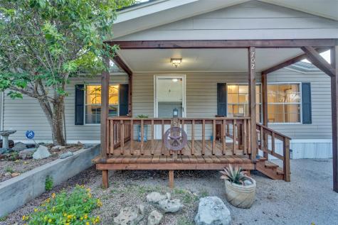 702 Liveoak Road Kingsland TX 78639