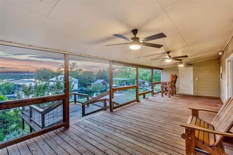 702 Liveoak Road Kingsland TX 78639