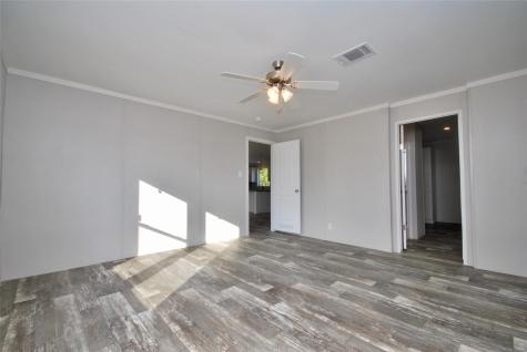 1727 Davis Road Muldoon TX 78949