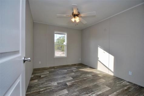 1727 Davis Road Muldoon TX 78949