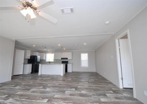 1727 Davis Road Muldoon TX 78949