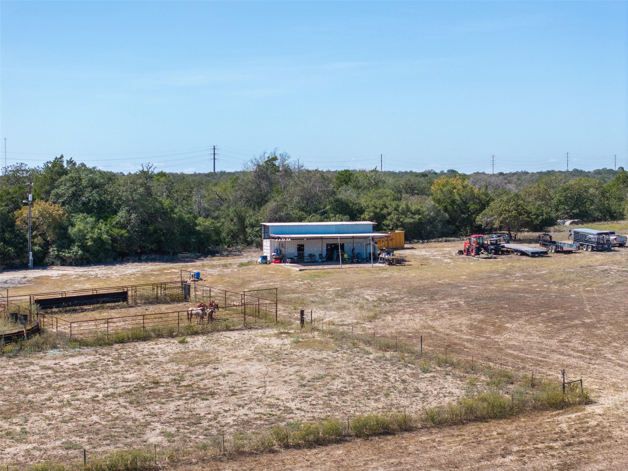 2135 Mule Creek Road Harwood TX 78632