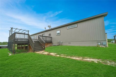 480 Holz Road Niederwald TX 78640
