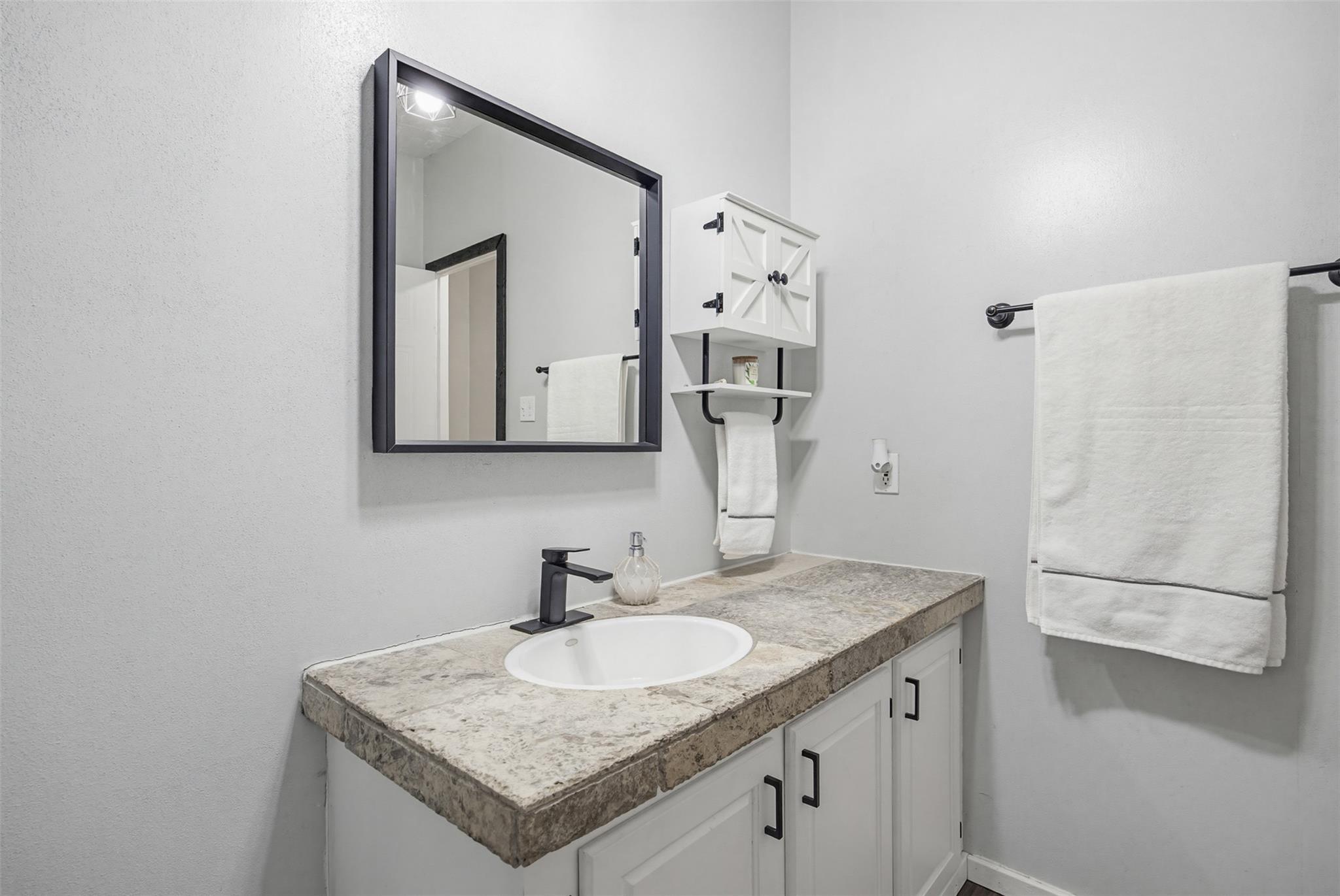 501 Turkey Tree Trail Seguin TX 78155