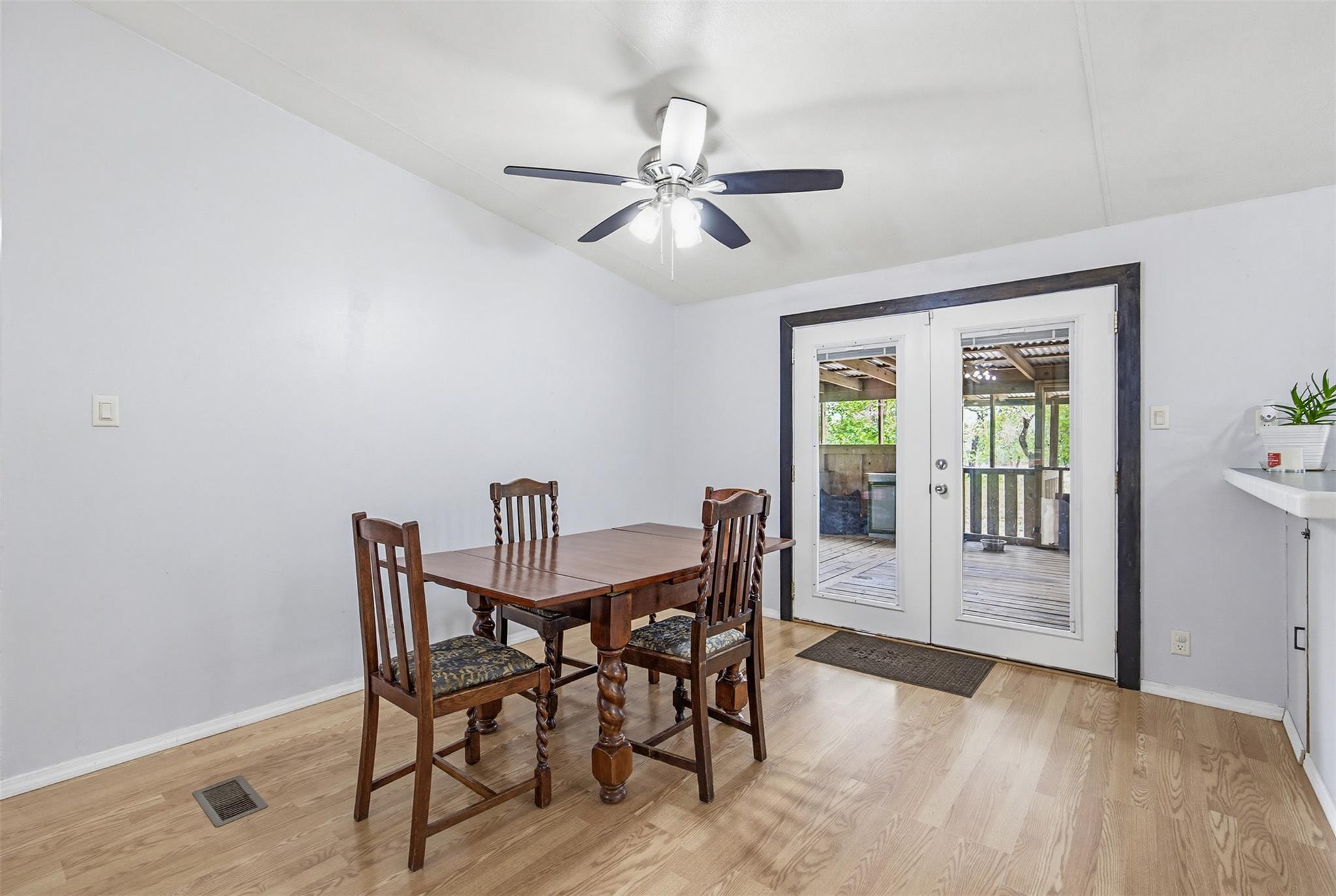 501 Turkey Tree Trail Seguin TX 78155