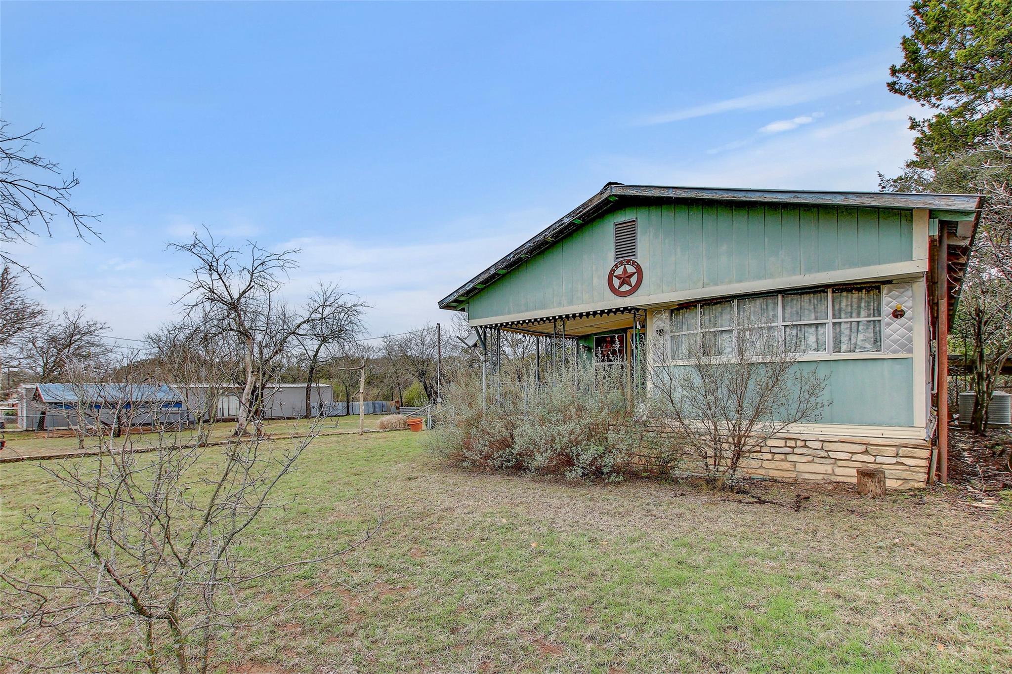 205 Singleton Drive Spicewood TX 78669