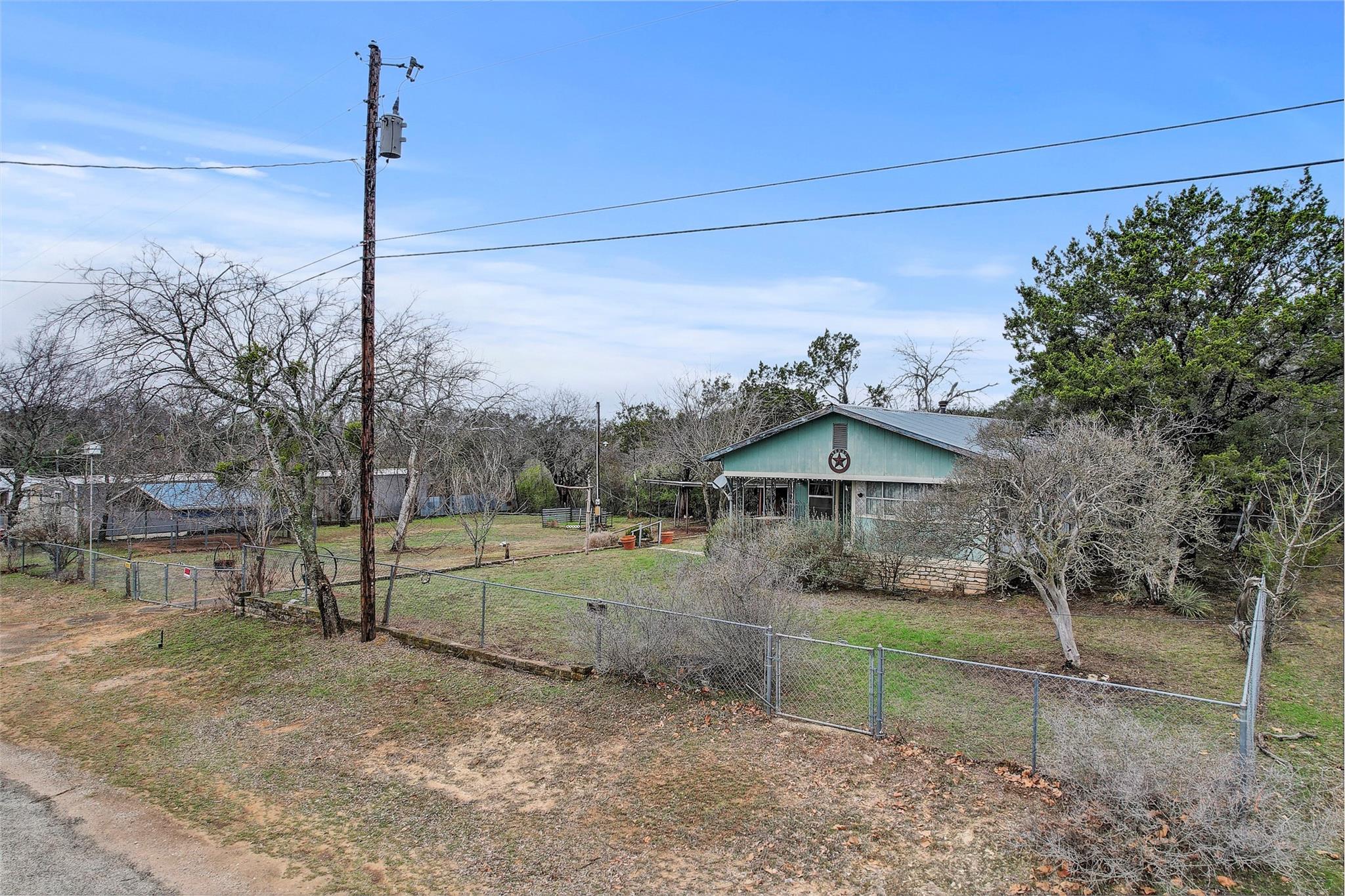 205 Singleton Drive Spicewood TX 78669