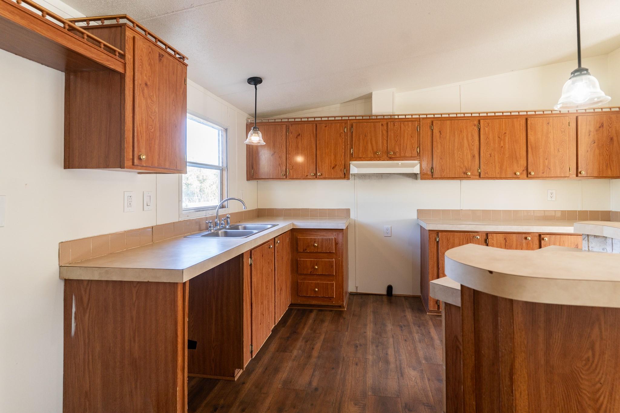 404 S Mill Street Flatonia TX 78941