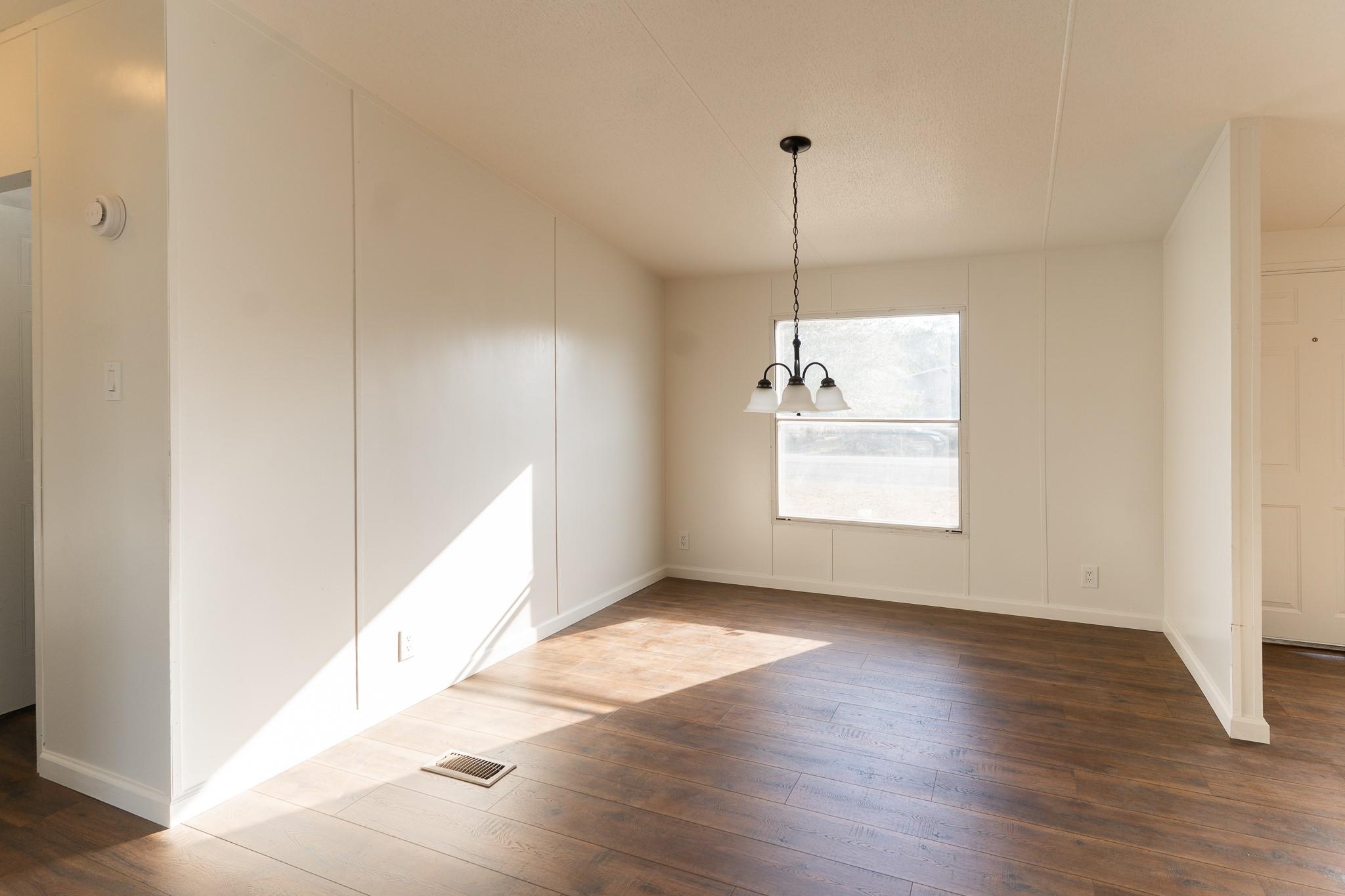 404 S Mill Street Flatonia TX 78941
