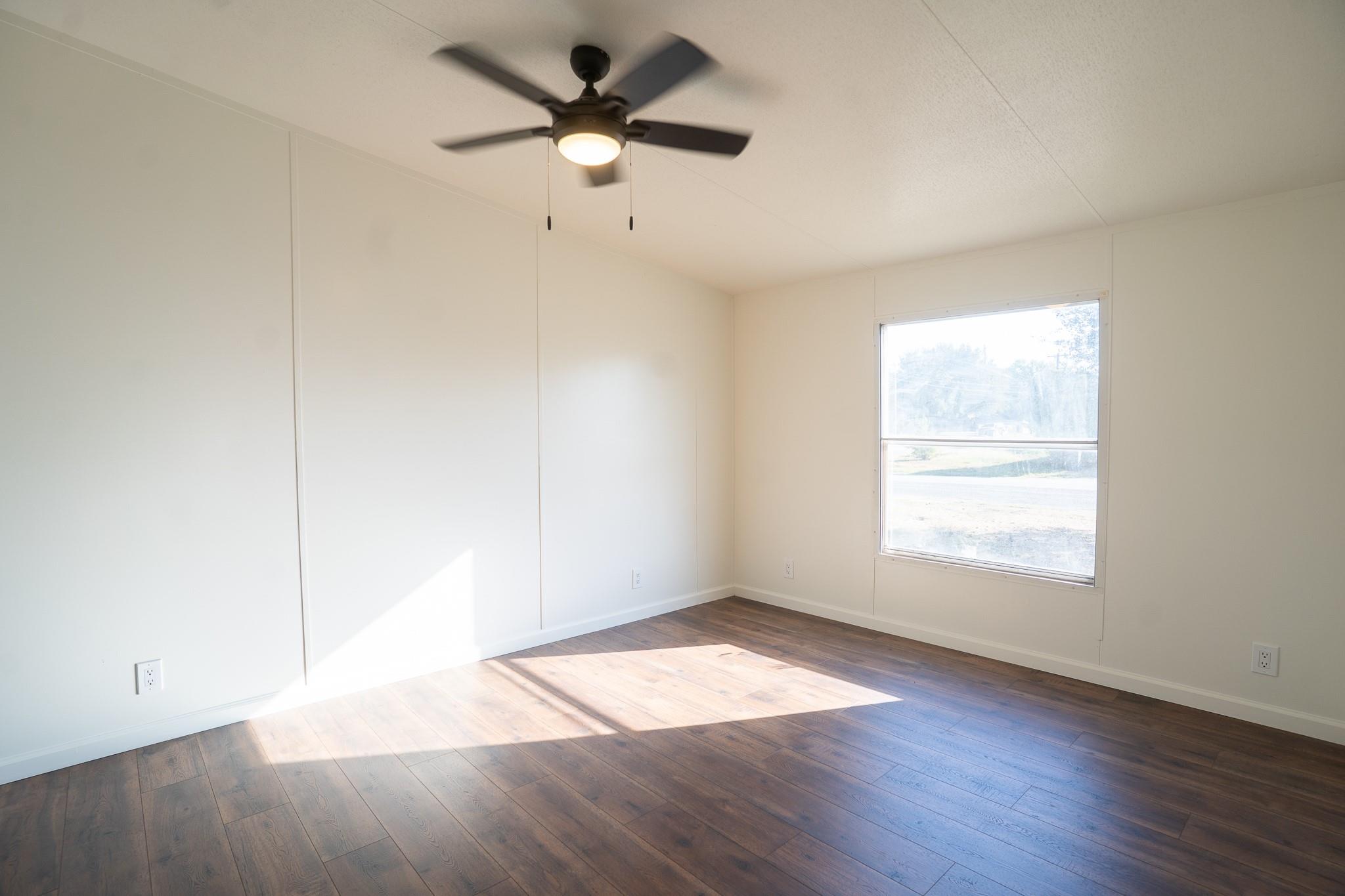 404 S Mill Street Flatonia TX 78941
