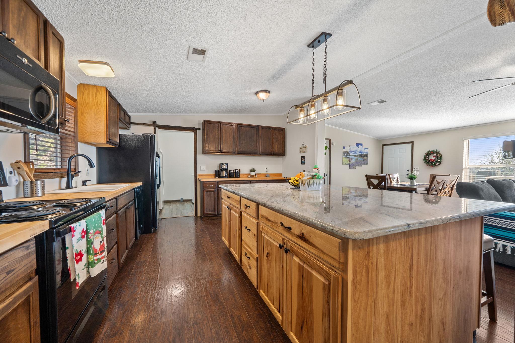 28609 Paradise Manor Drive Marble Falls TX 78654