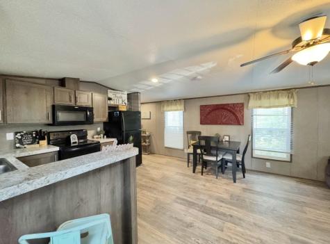1575 County Road B Road Lexington TX 78947