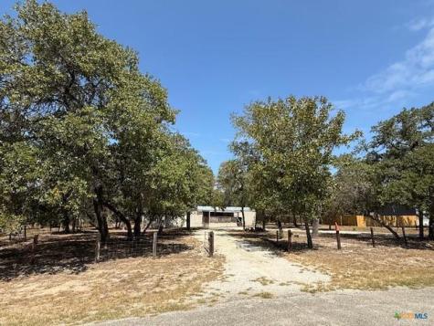 263 Hickory Hill Lane La Vernia TX 78121