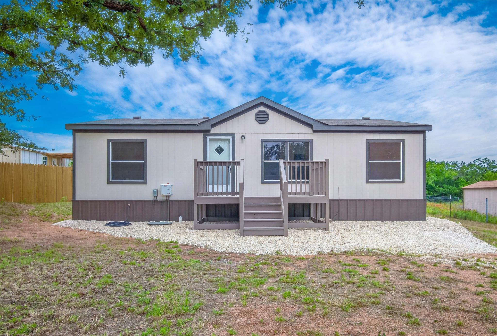 2846 Indian Trail Kingsland TX 78639