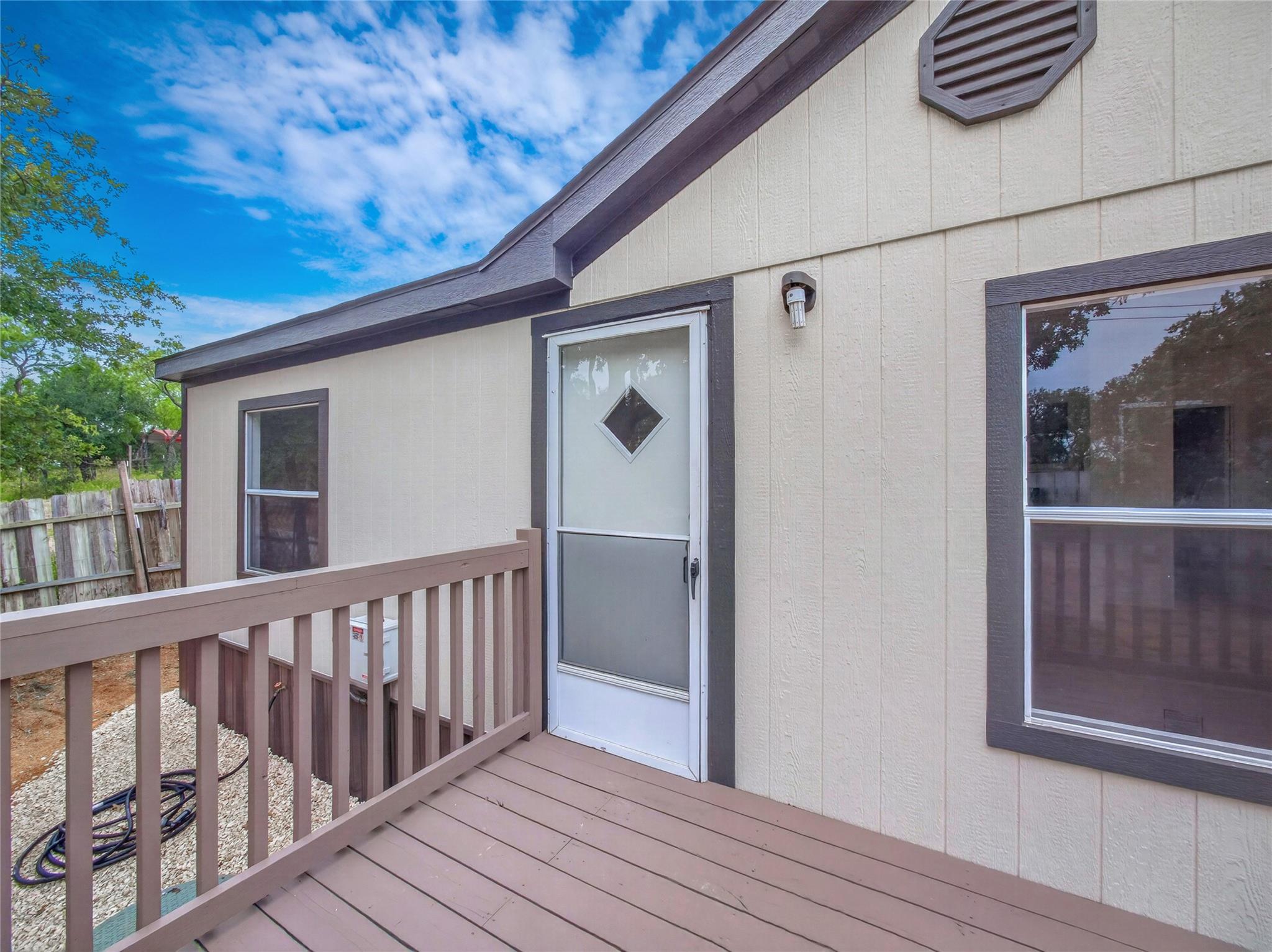 2846 Indian Trail Kingsland TX 78639
