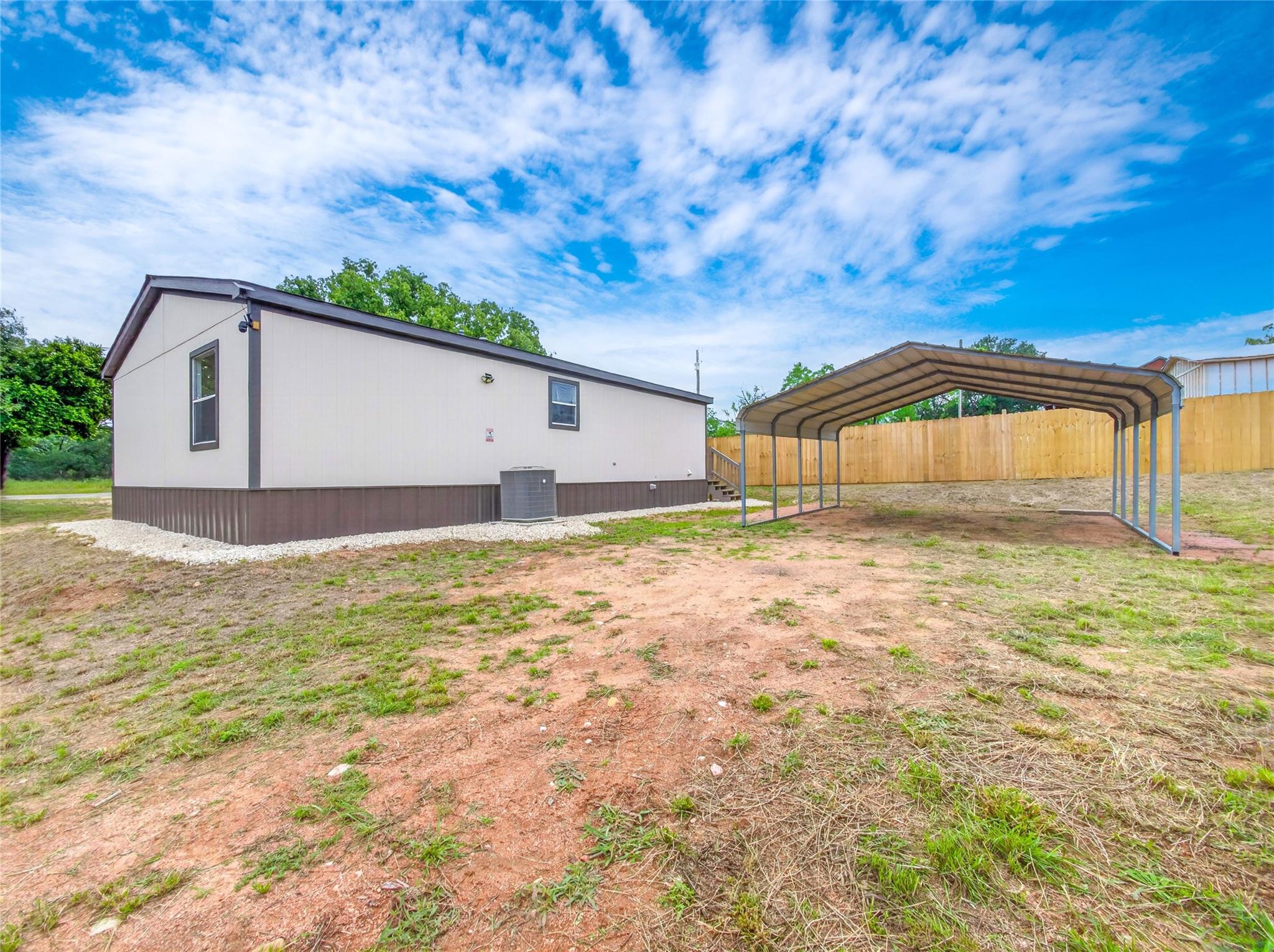2846 Indian Trail Kingsland TX 78639