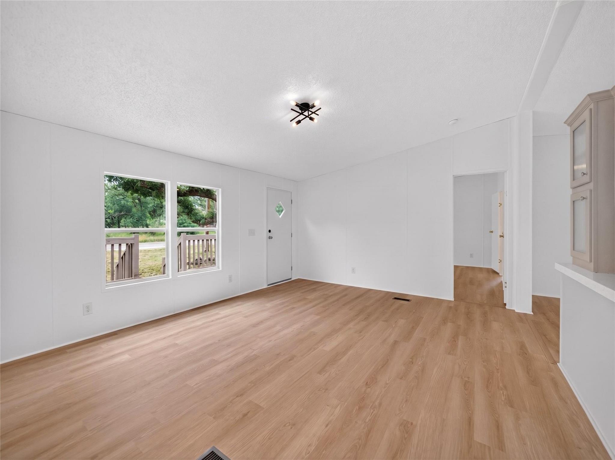 2846 Indian Trail Kingsland TX 78639