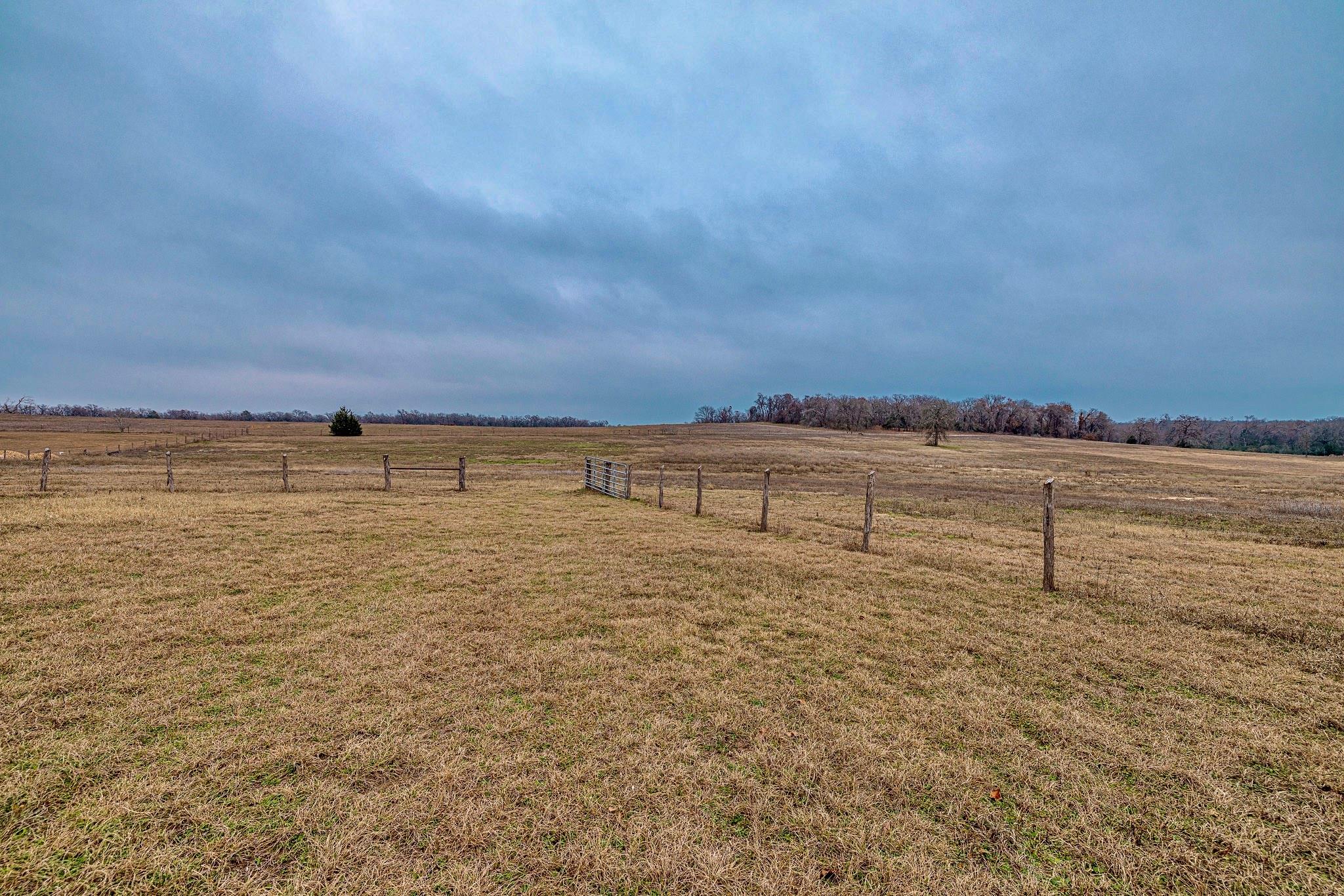 387 Cr 238 A Cameron TX 76520