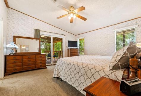1019 Lake Shore Drive Spicewood TX 78669