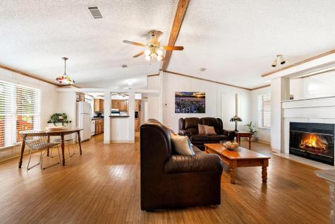 1019 Lake Shore Drive Spicewood TX 78669