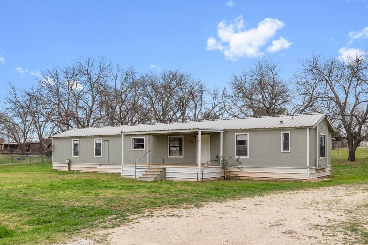 608 4th Street Blanket Early TX 76432